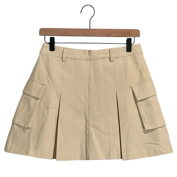 English Factory Flap Pocket Mini Cargo Skort, Beige, Size Small, NWOT, Utility - Picture 3 of 14